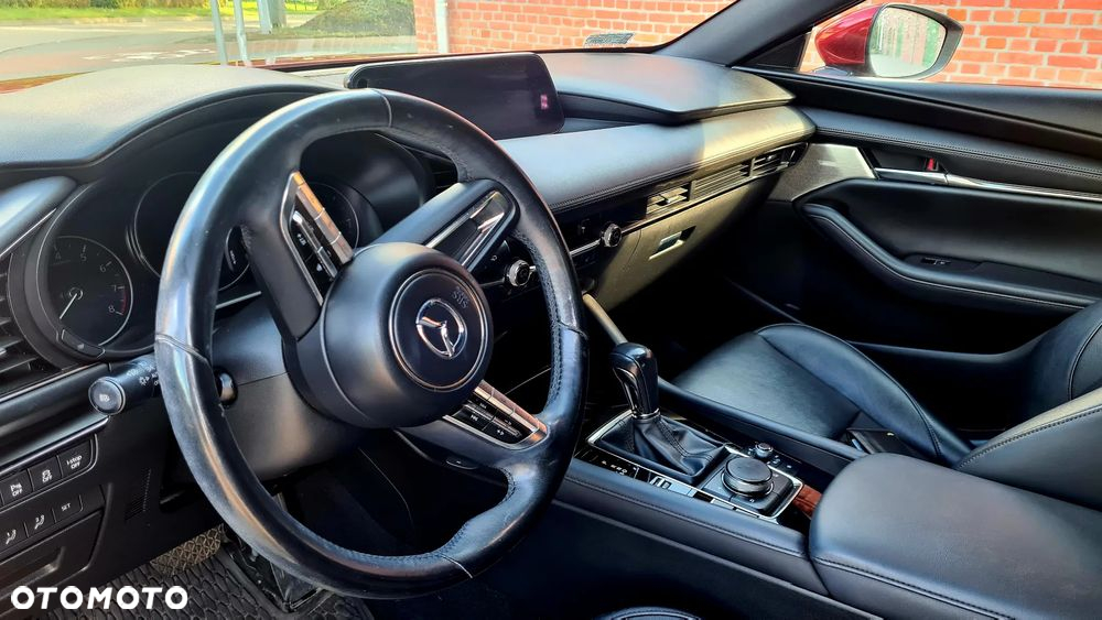 Mazda 3 - 8