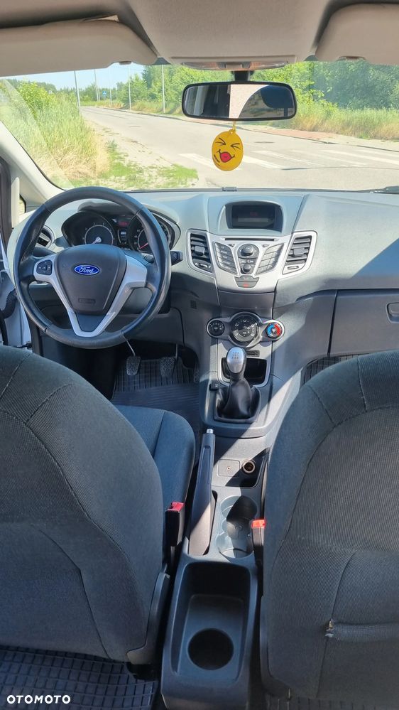 Ford Fiesta - 8