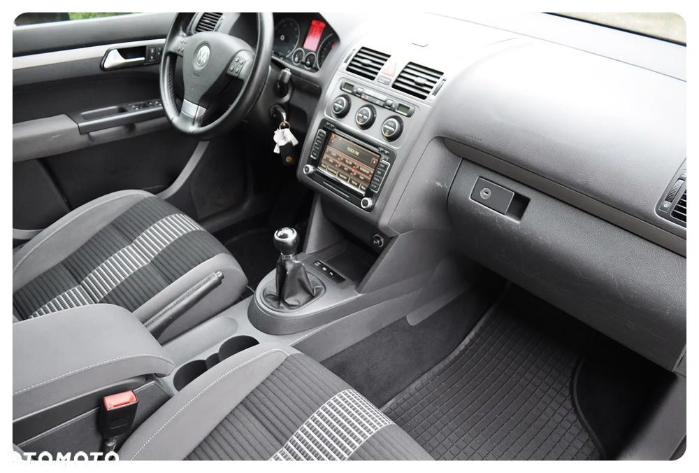 Volkswagen Touran 1.6 United - 31