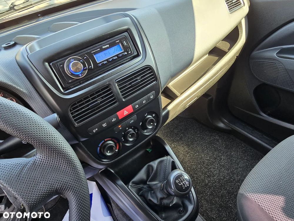 Fiat Doblo 1.6 16V Multijet Start&Stopp Emotion Family - 23