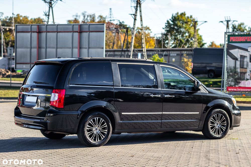 Lancia Voyager 2.8 Multijet 16v Platinum - 15