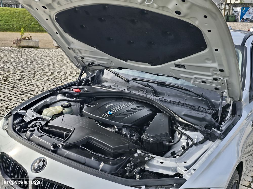 BMW 318 d Sport Line - 19