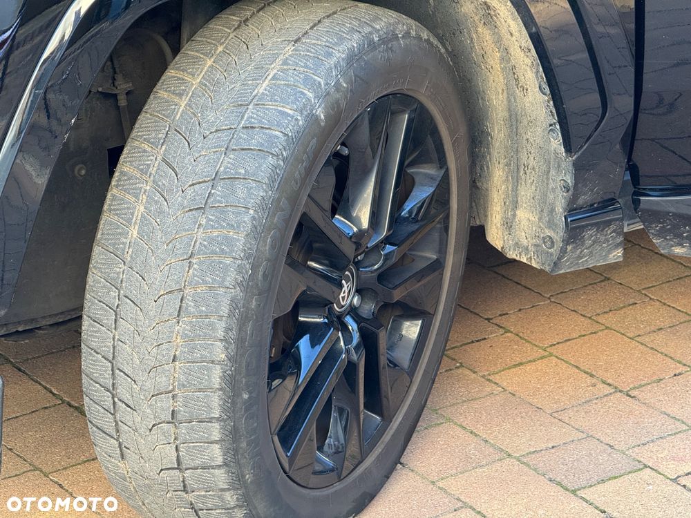 Toyota RAV4 - 10