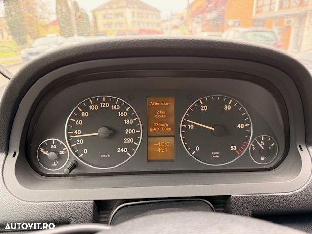 Mercedes-Benz A 180 CDI - 8