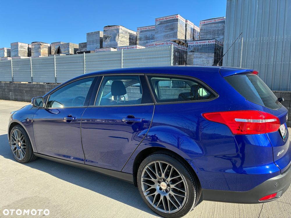 Ford Focus - 4