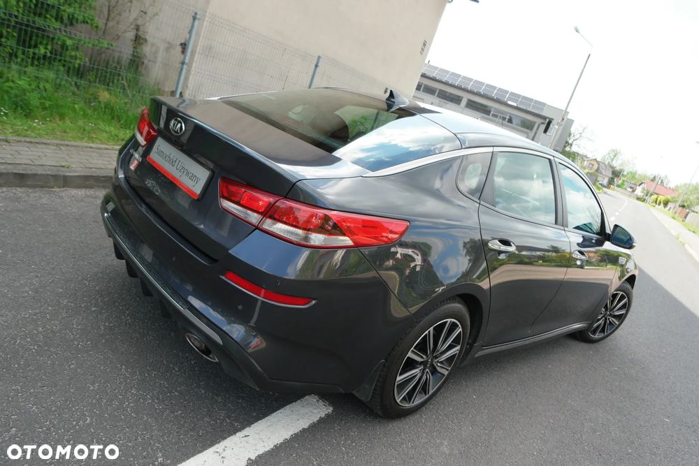 Kia Optima - 2