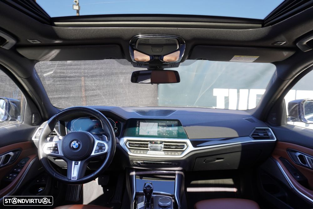 BMW 330 e Aut. Luxury Line - 7