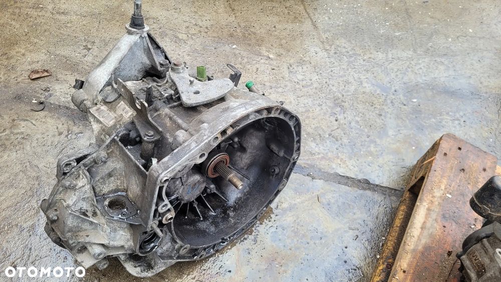 Skrzynia biegów Renault Laguna II 1,9 DCI 6-bieg manual 2006r PK6068 - 4