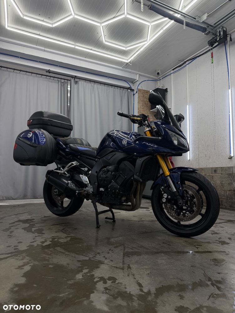 Yamaha FZ - 10