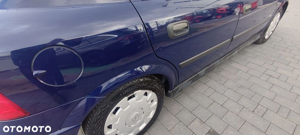 Opel Astra 1.4 - 5