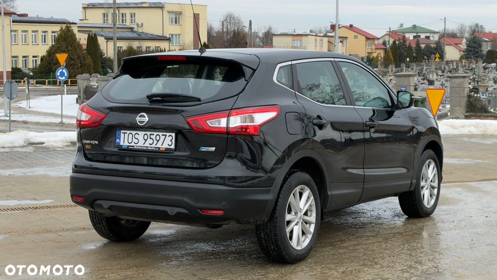 Nissan Qashqai - 4