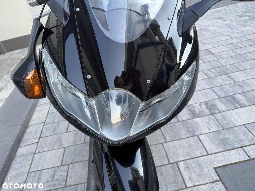 Triumph Sprint - 17