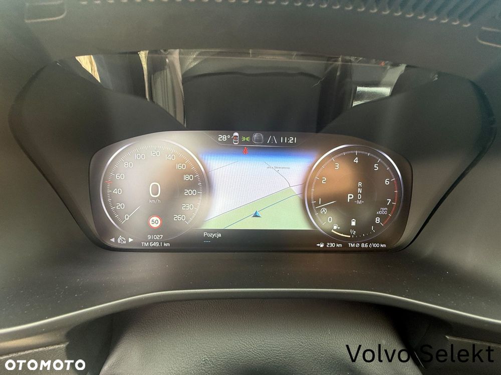 Volvo XC 40 - 18