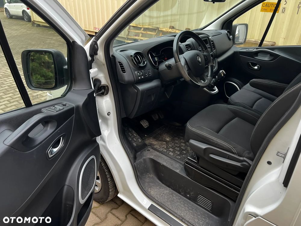 Renault Trafic - 13
