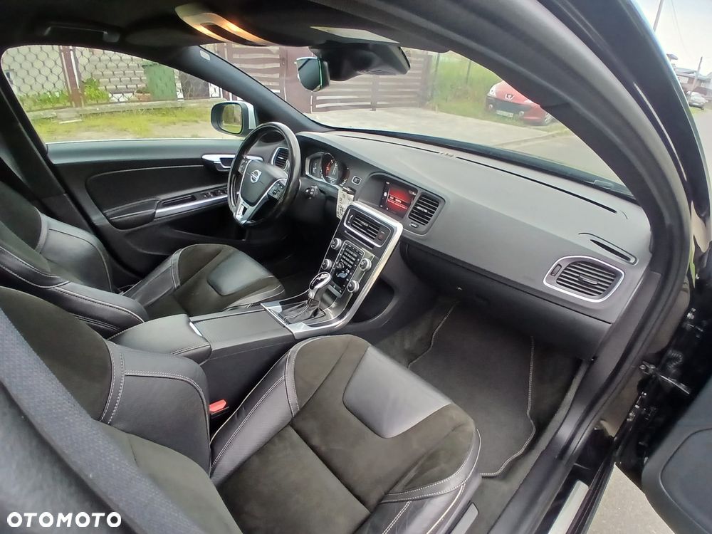 Volvo V60 - 24