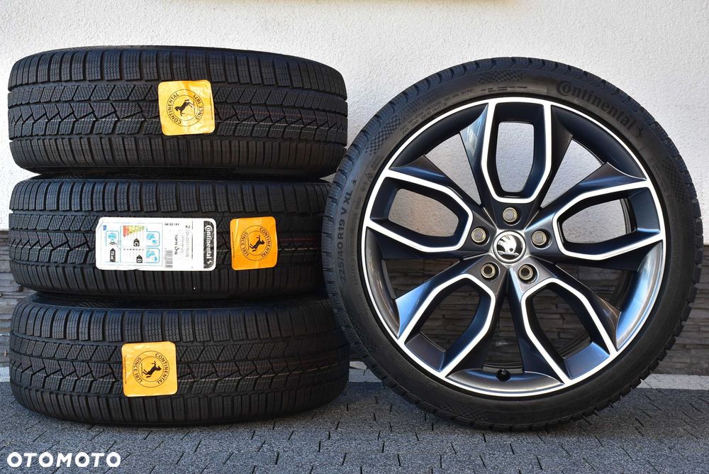 Nowe koła zimowe OEM Skoda Octavia IV MK4 VRS 19" Continental 2025r - 3