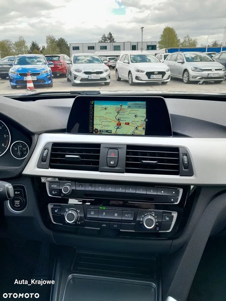 BMW Seria 3 316d Edition Luxury Line Purity - 12