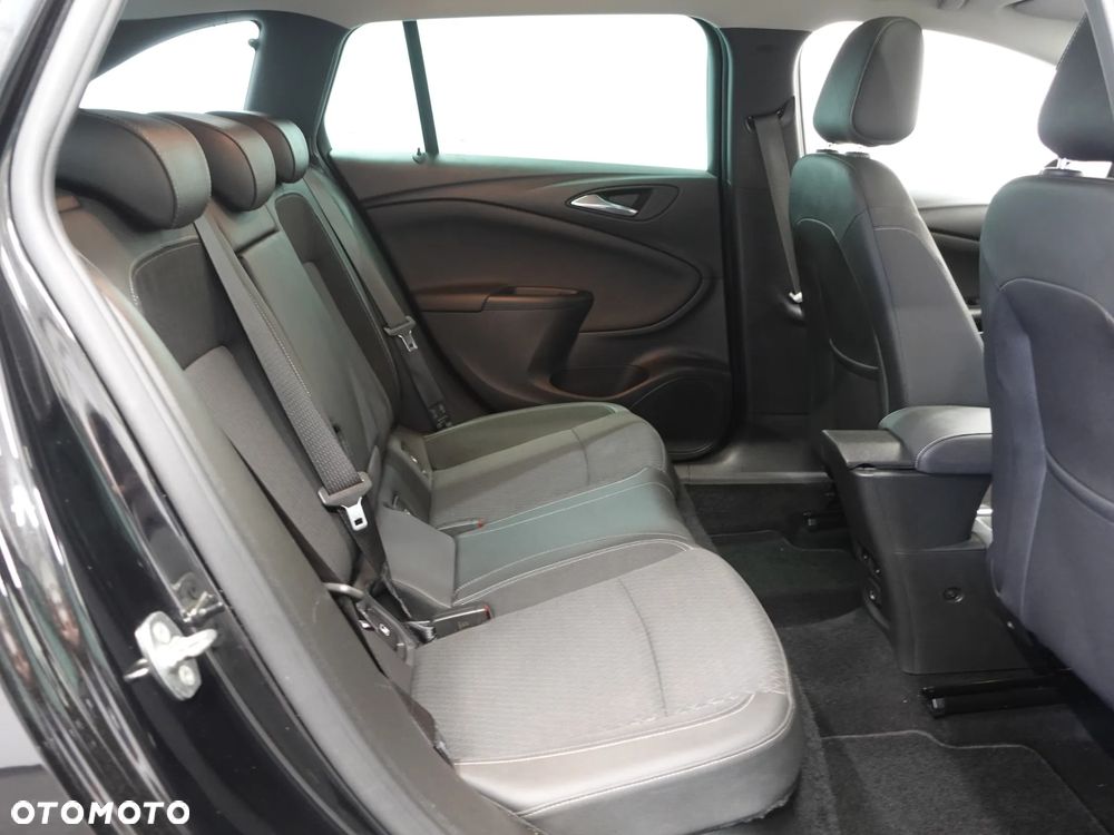 Opel Astra 1.6 CDTI DPF ecoFLEX TourerStart/Stop Selection - 23