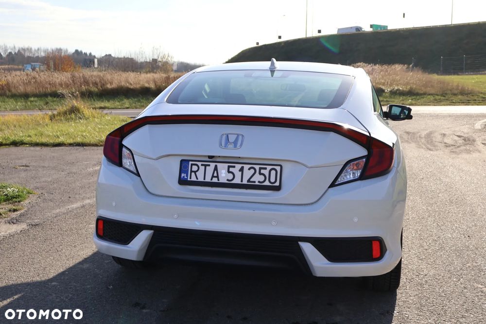 Honda Civic 1.5 i-VTEC Turbo CVT Elegance - 7