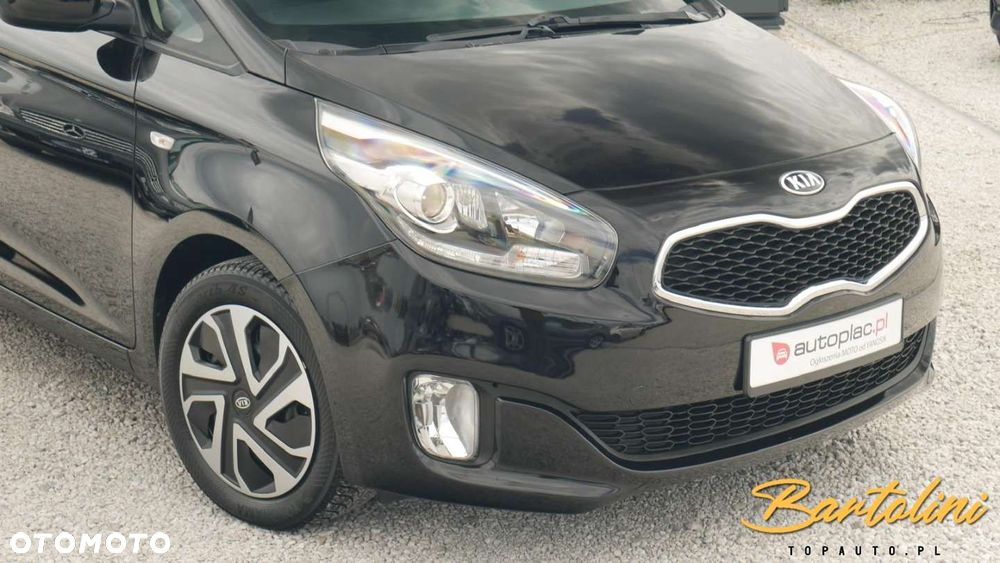 Kia Carens - 2