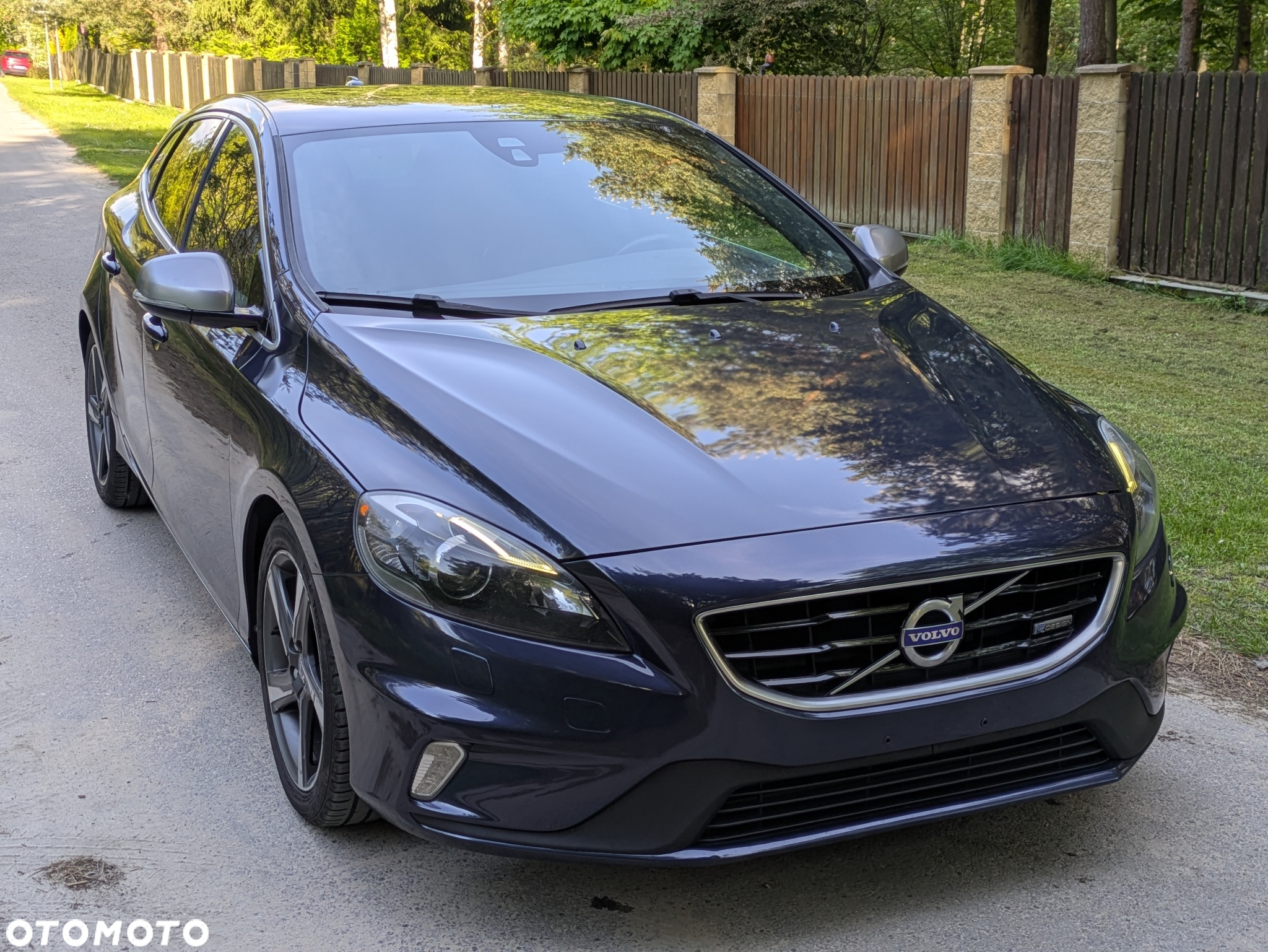 Volvo V40 T5 Geartronic R Design - 4