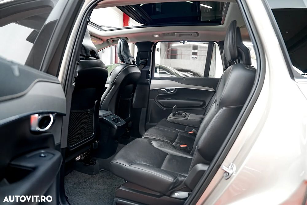 Volvo XC 90 B5 D AWD Plus Bright - 6