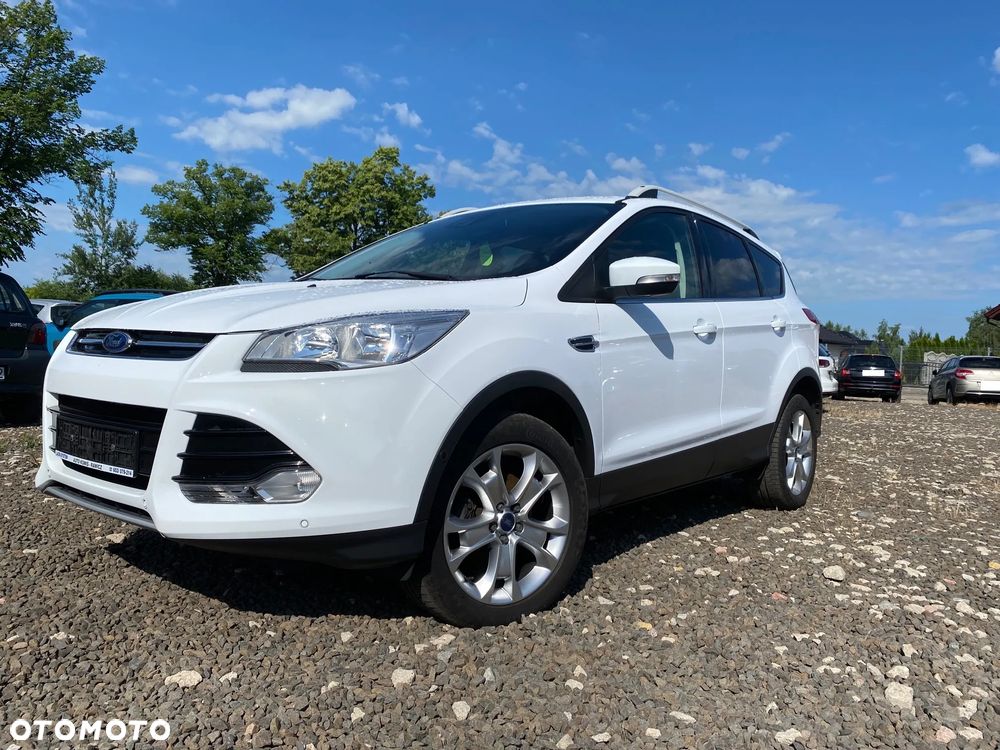 Ford Kuga 1.5 EcoBoost 2x4 Titanium - 1