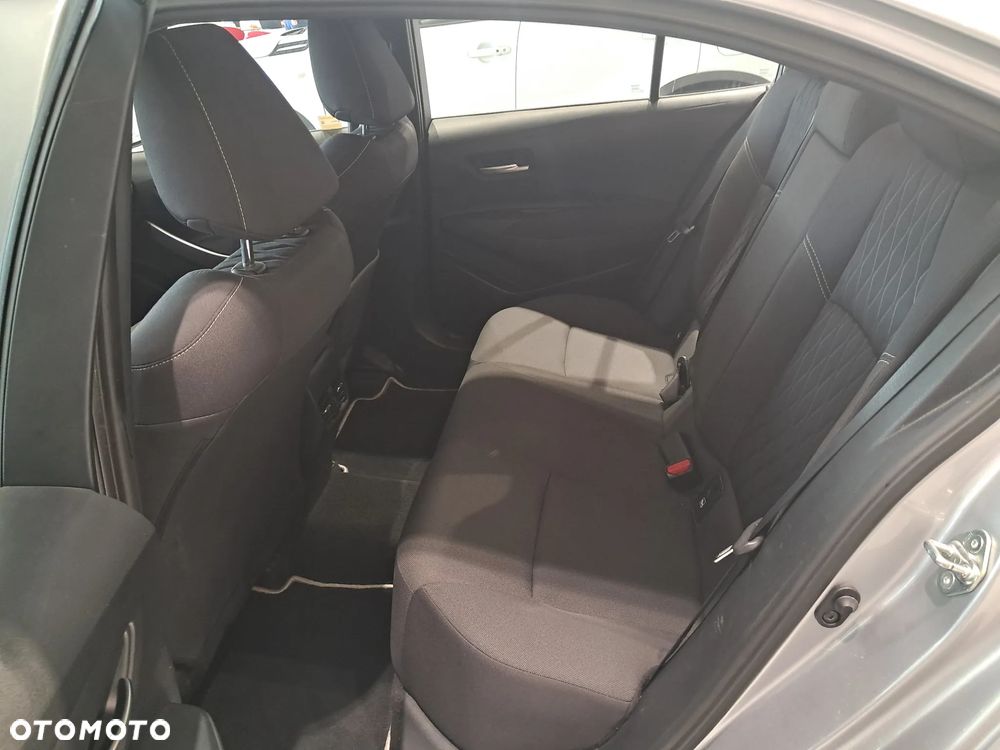 Toyota Corolla - 16