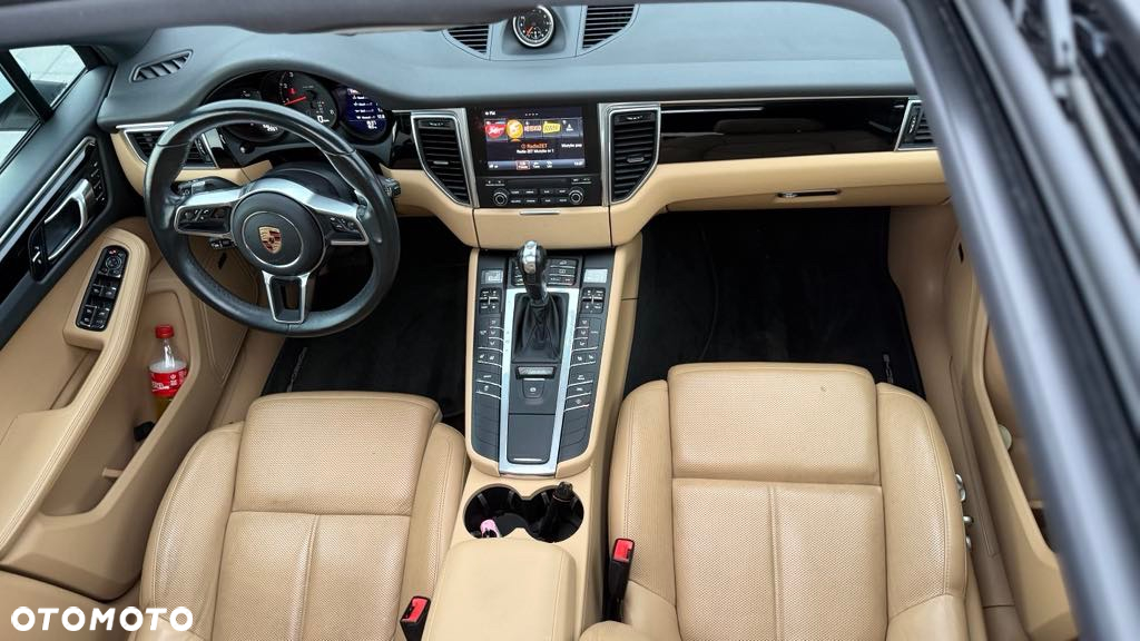 Porsche Macan - 10