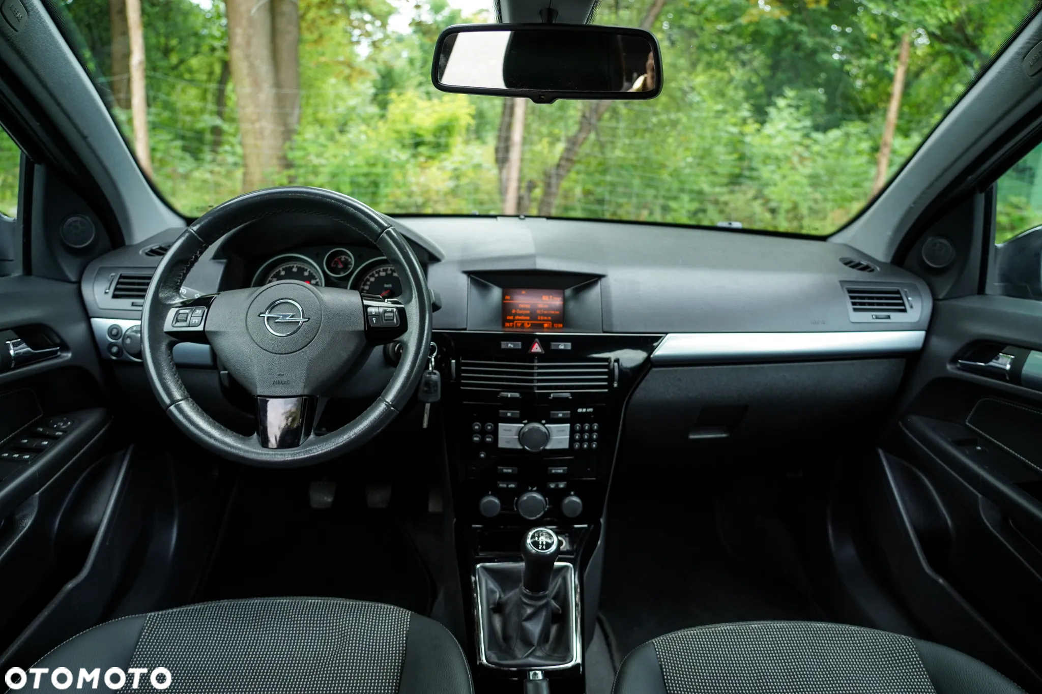 Opel Astra GTC 1.4 Active - 31