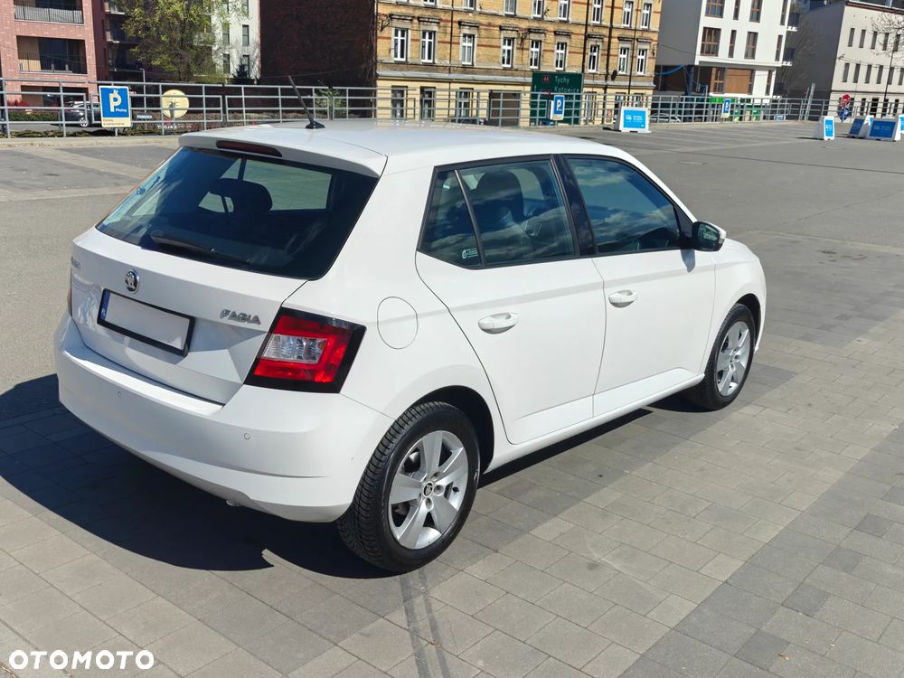 Skoda Fabia 1.2 TSI Ambition - 6