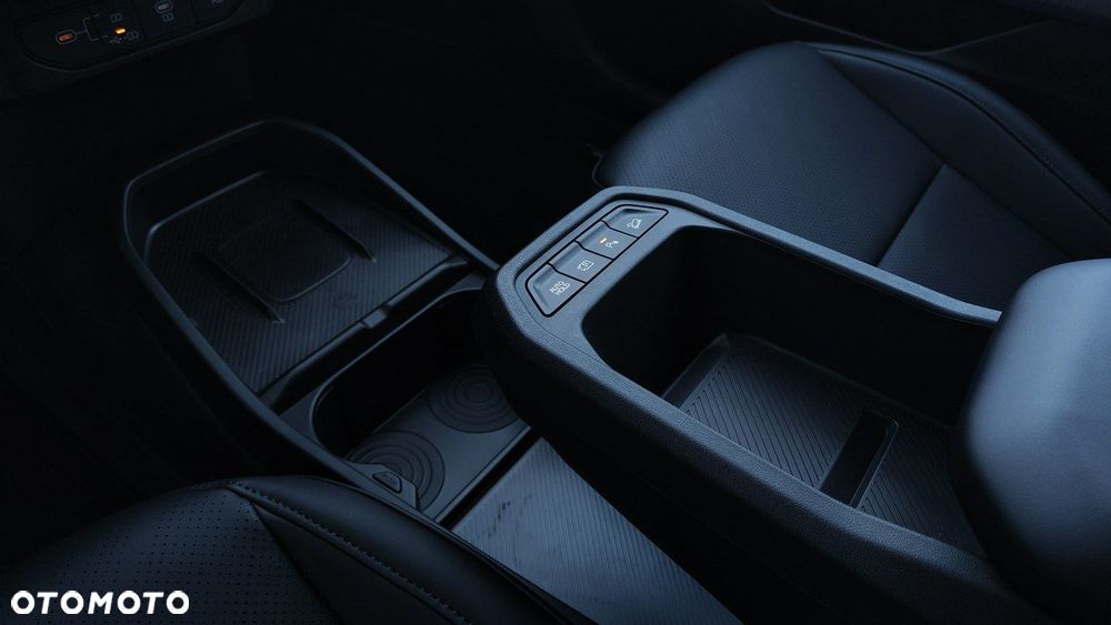 Kia EV4 - 12