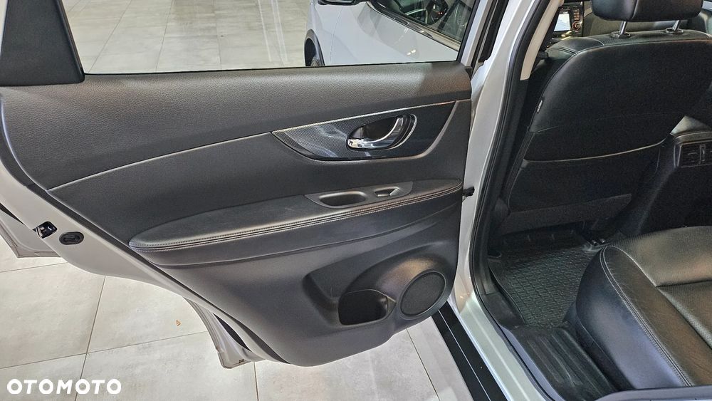 Nissan X-Trail 2.0 dCi Xtronic Tekna - 22