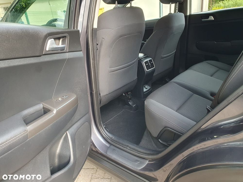 Kia Sportage 1.6 T-GDI 2WD SPIRIT - 18