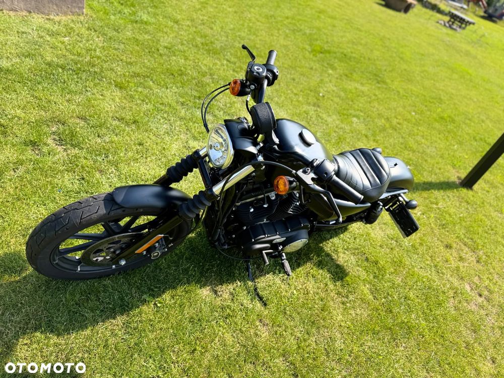 Harley-Davidson Sportster Iron 883 - 6