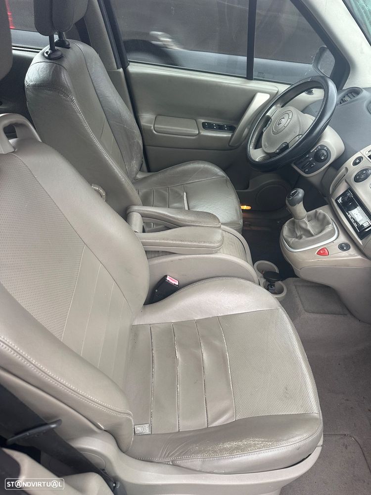 Renault Scénic 1.5 dCi Luxe Privilége - 5