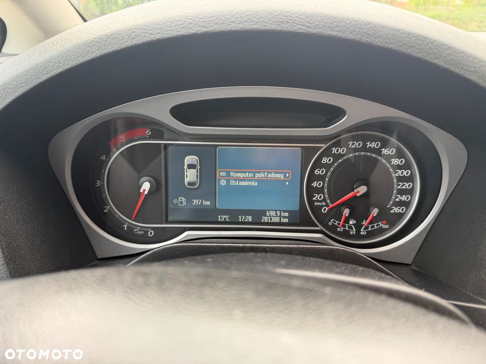 Ford S-Max - 16