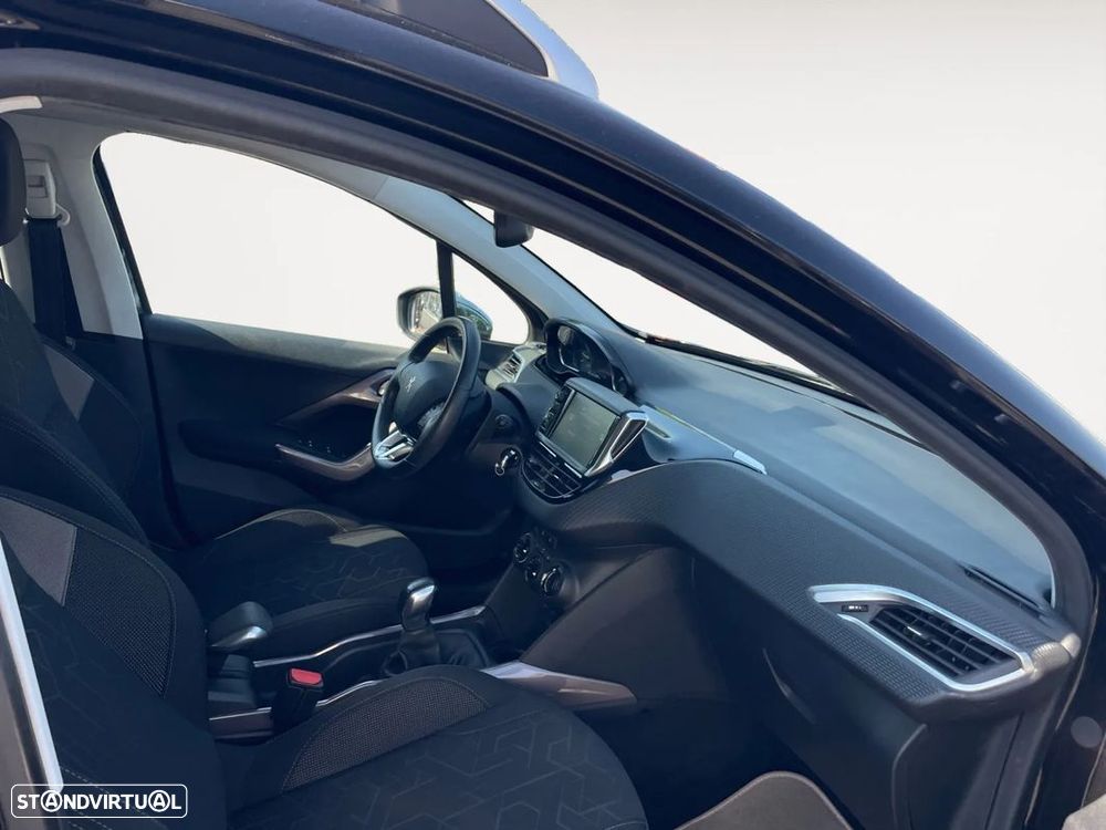 Peugeot 2008 1.2 PureTech Style - 14