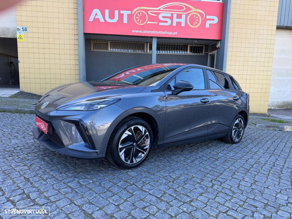 MG MG4 64 kWh Luxury - 6