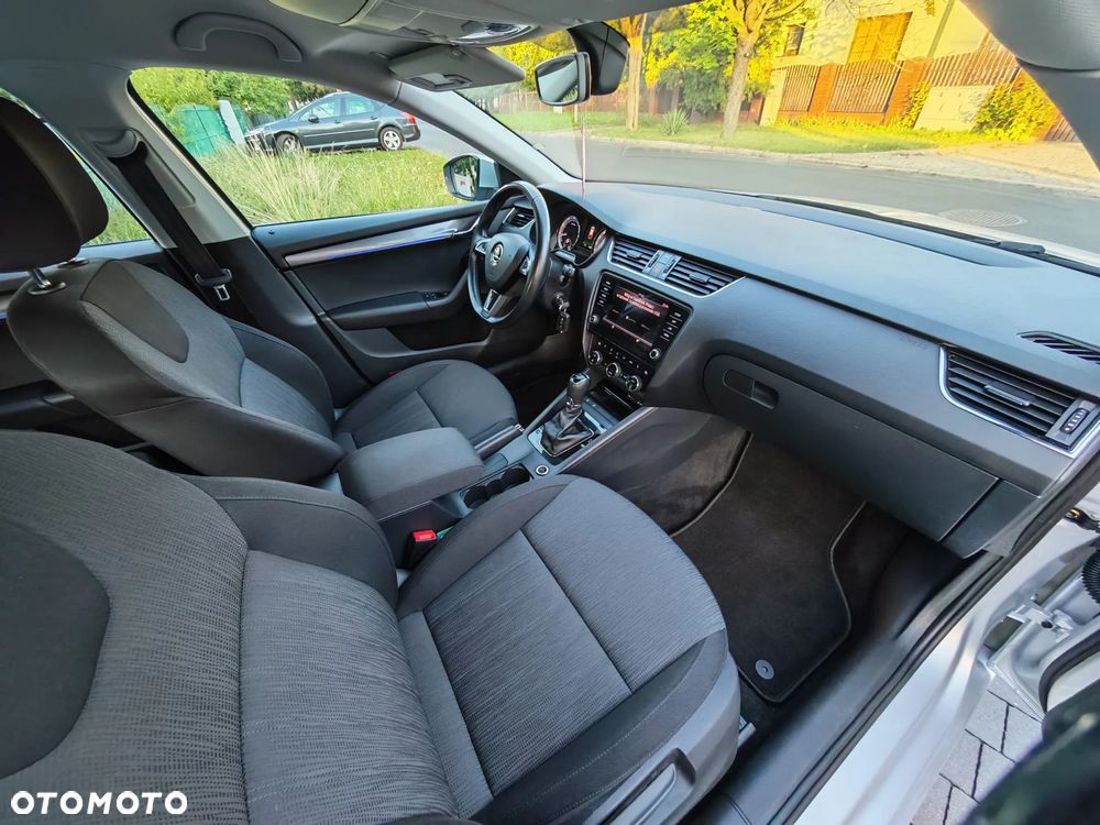 Skoda Octavia 1.4 TSI Edition DSG - 9