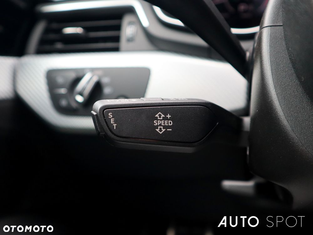 Audi RS4 Avant TFSI Quattro Tiptronic - 24