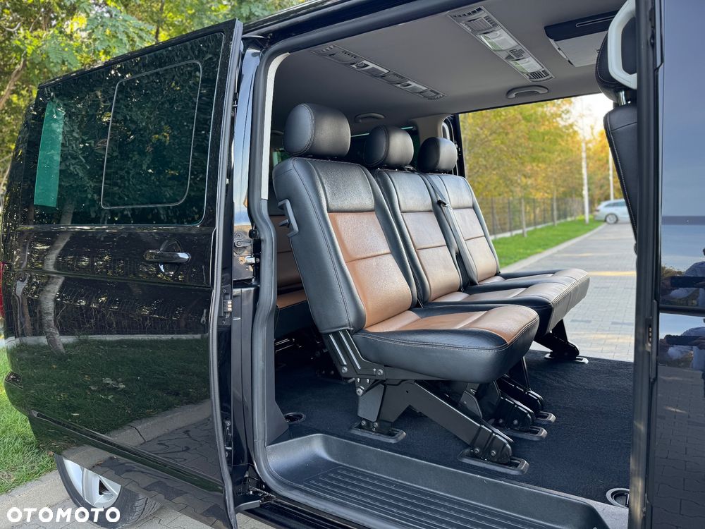 Volkswagen Caravelle - 22