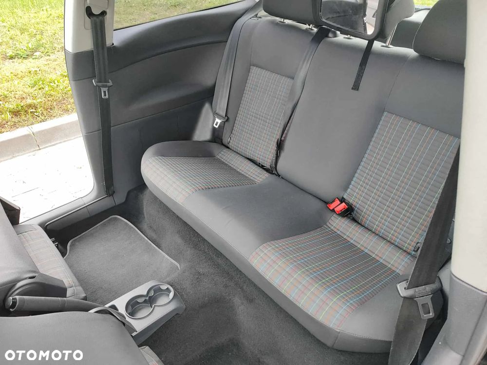 Volkswagen Polo - 6