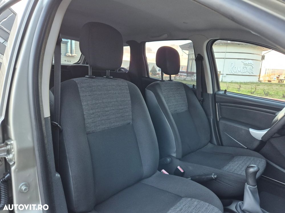 Dacia Duster 1.6 16V 4x2 Prestige - 22