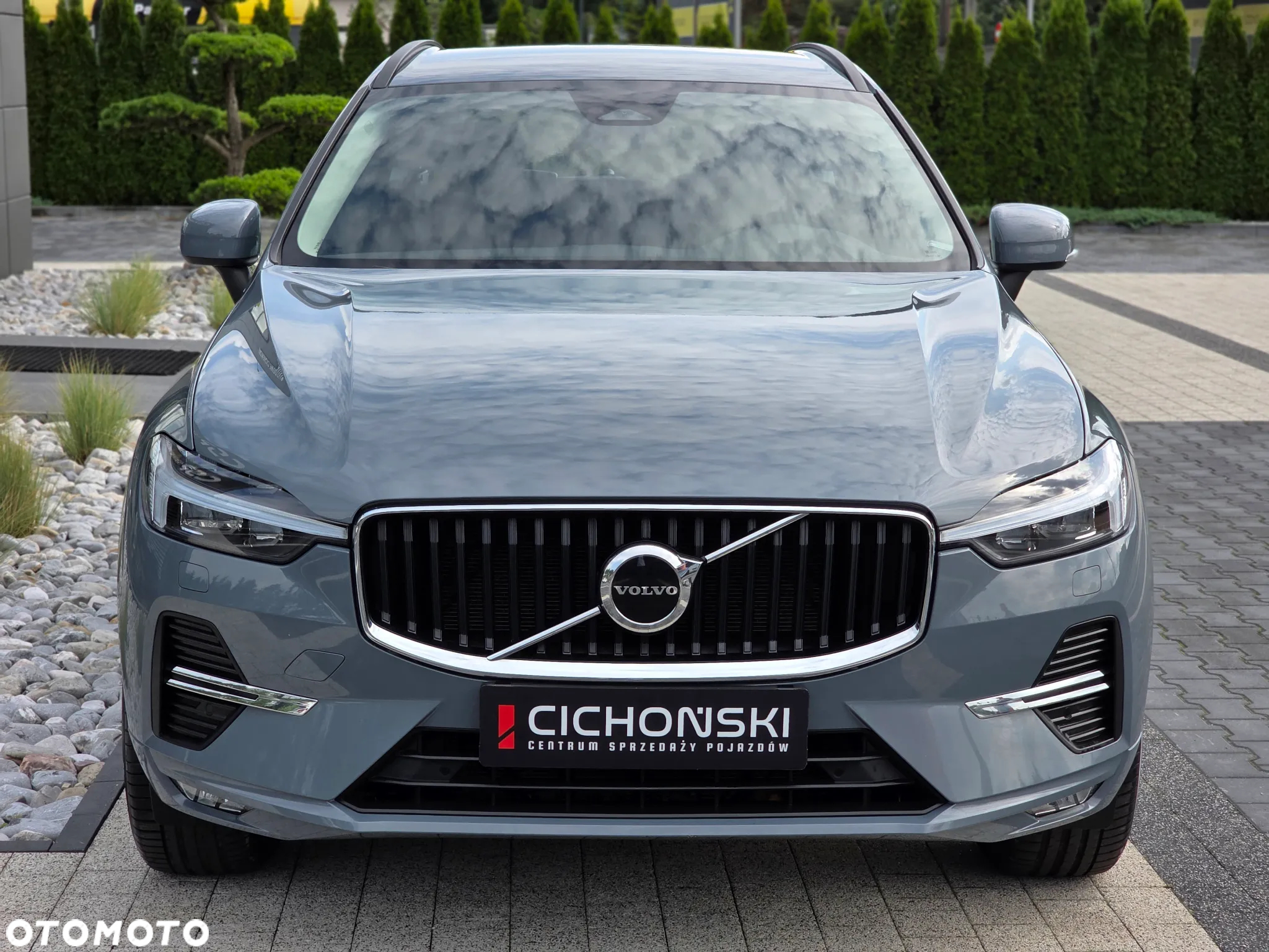 Volvo XC 60 T4 Momentum Pro - 2