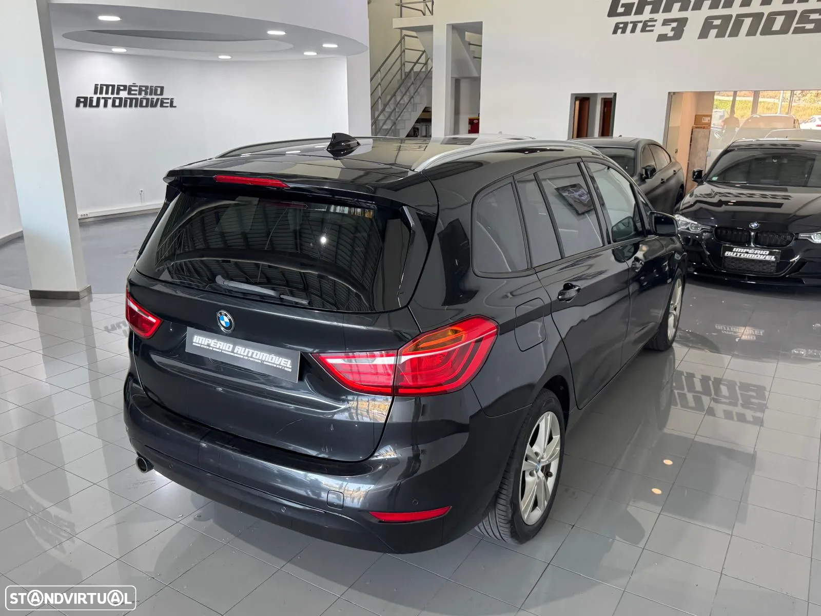 BMW 216 Gran Tourer d - 16