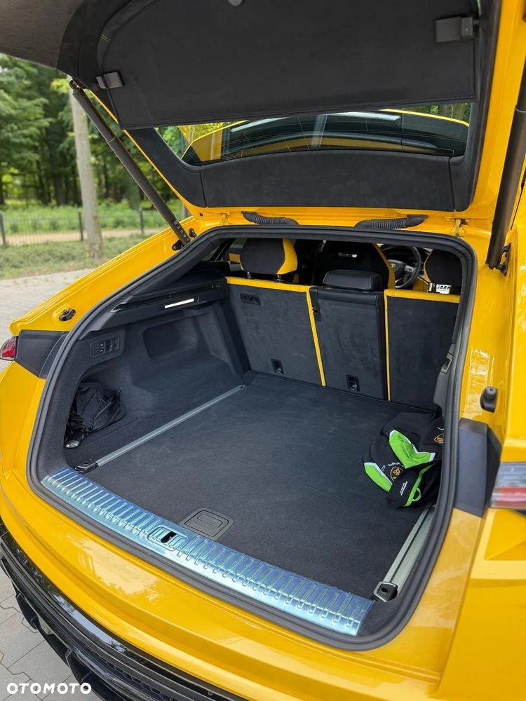 Lamborghini Urus - 24