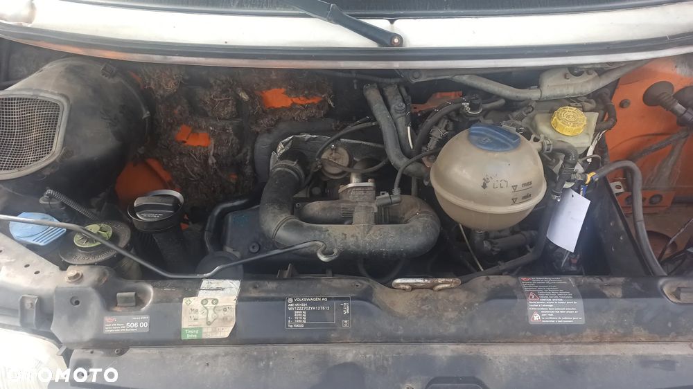 VOLKSWAGEN TRANSPORTER T4 DOKA - 10