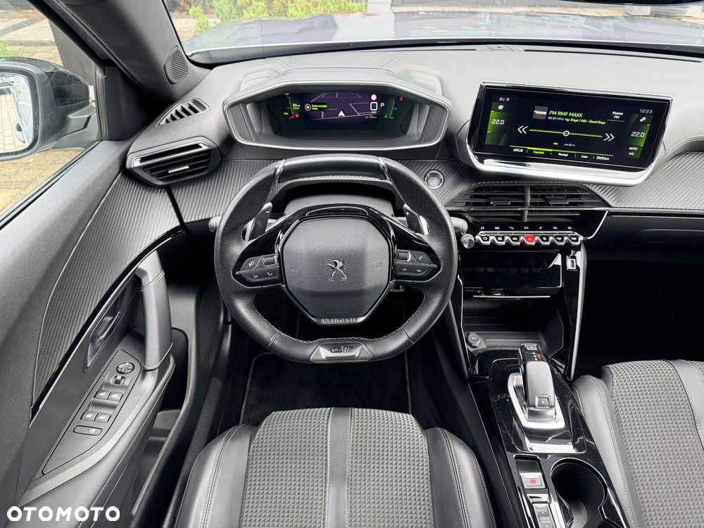 Peugeot 2008 1.5 BlueHDi GT S&S EAT8 - 12