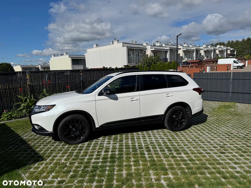 Mitsubishi Outlander - 5